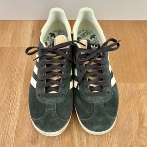 Adidas Gazelle shoes